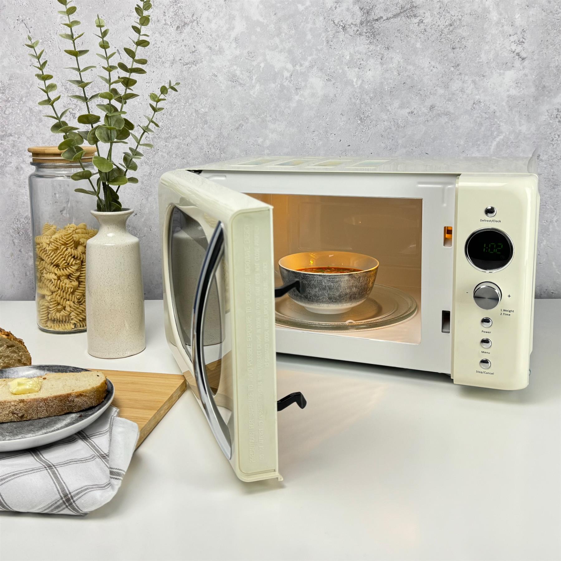 Cream Hamilton Beach Retro Microwave | Open Door View