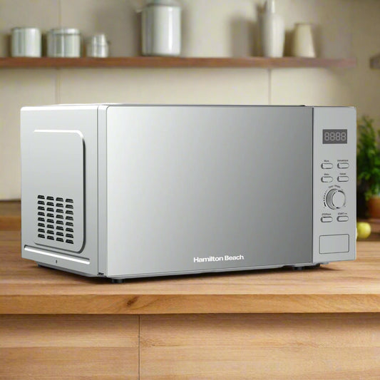 Hamilton Beach Family Large Microwave Silver