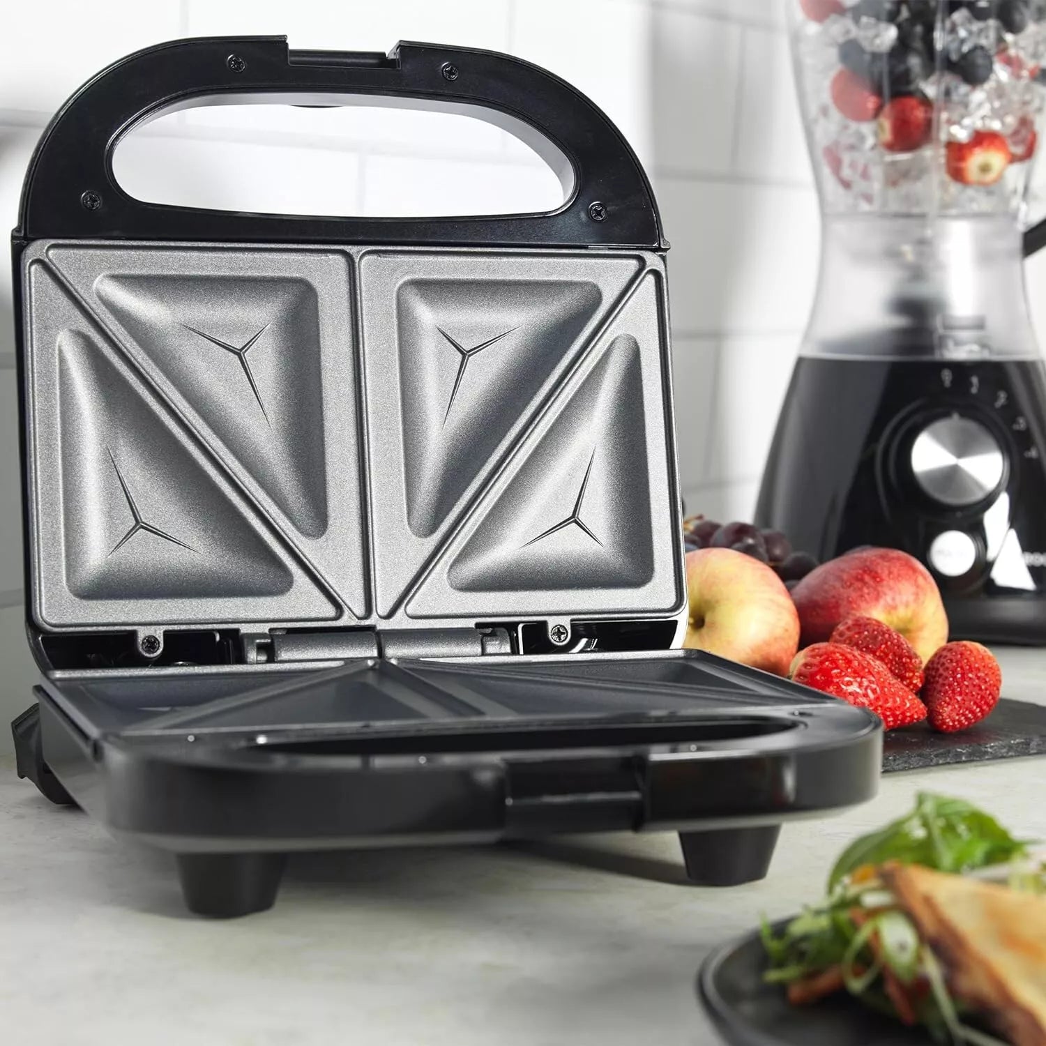 Progress Two Slice Toastie Maker Black | Non-Stick Open Lid